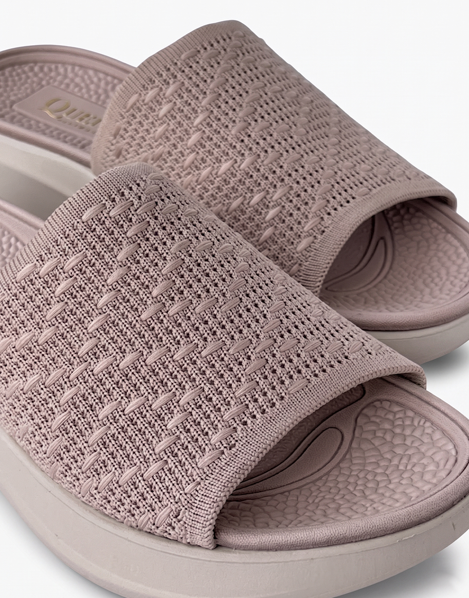 Cloud Knit Comfort Slides | Queen Footwear