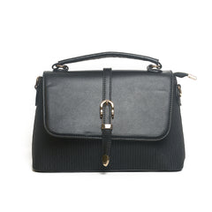 Women’s Textured Buckle Flap Handbag | Queen Fashion