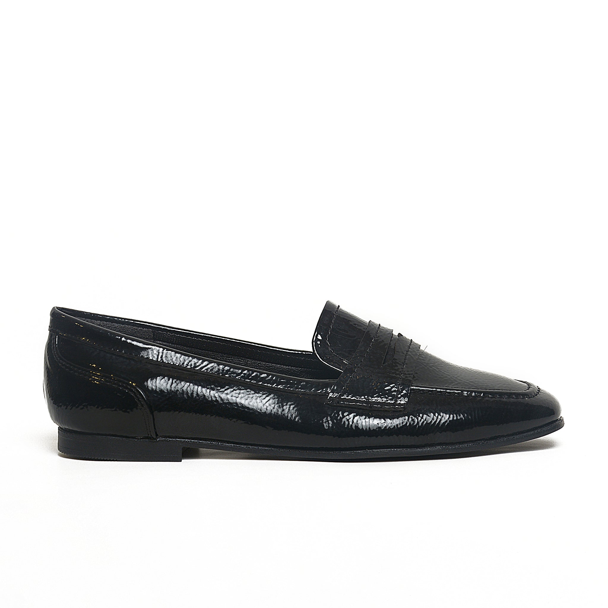 Elora Classic Flat Loafer – Multiple Colors | Queen Footwear