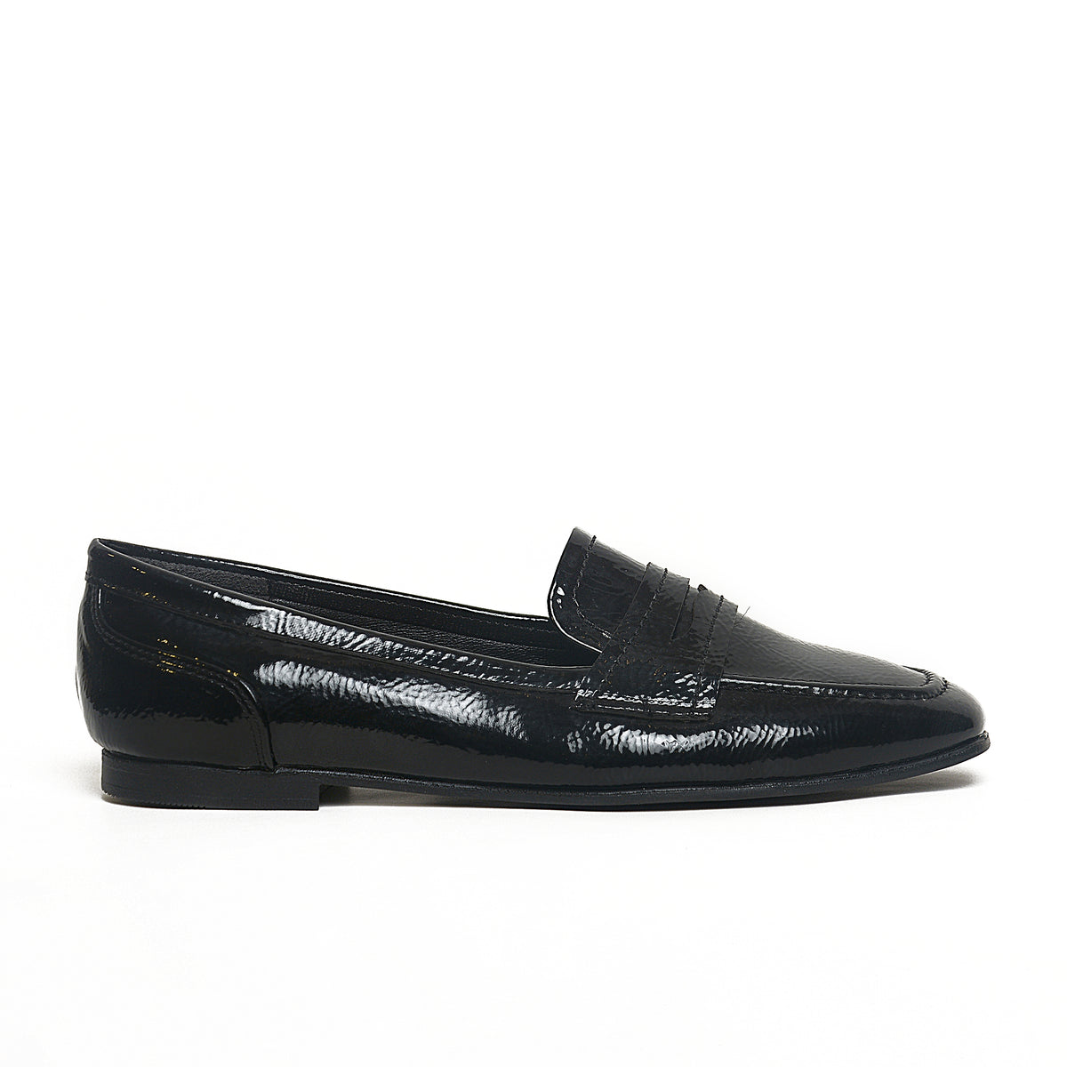 Elora Classic Flat Loafer – Multiple Colors | Queen Footwear