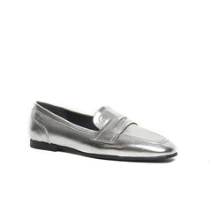 Elora Classic Flat Loafer – Multiple Colors | Queen Footwear