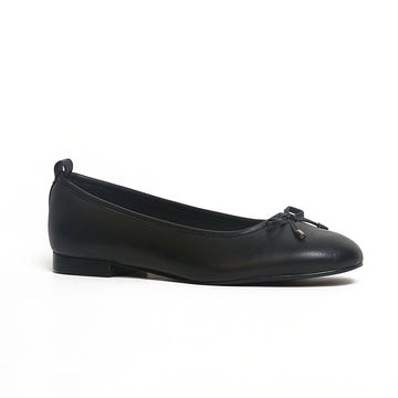 Women’s Black Ballet Flat with Bow | Queen Footwear