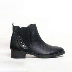 Women’s Stud-Detail Chelsea Boots | Queen Footwear